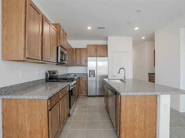 1275 Leo Ln — Photo 5