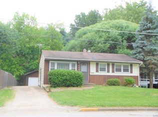 950 Saint Charles Ave, Saint Charles, MO 63301