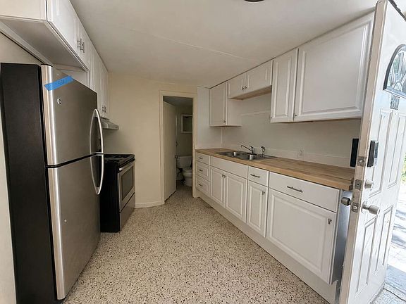 4th image of 5808 Olive Dr