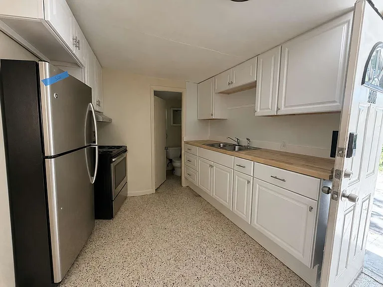 5808 Olive Dr — Photo 4
