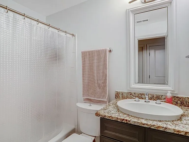 1323 Clifton St NW #13 — Photo 10