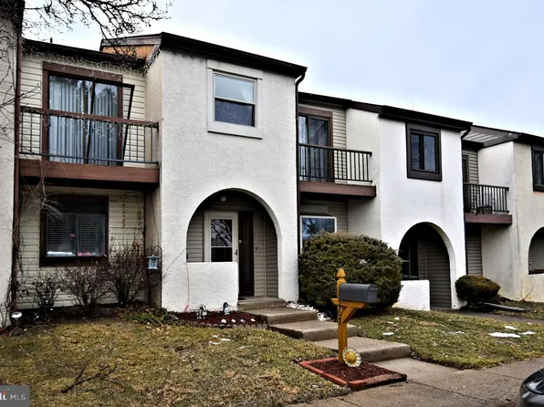 267 Clinton Ct, Holland, PA 18966