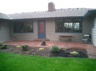 909 NE Camelia Dr, Newberg, OR 97132