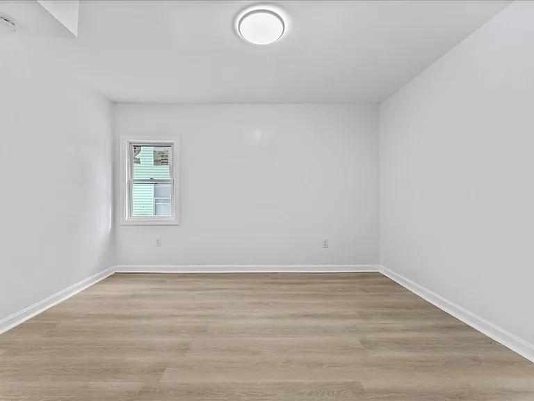53 West St #1 — Photo 11