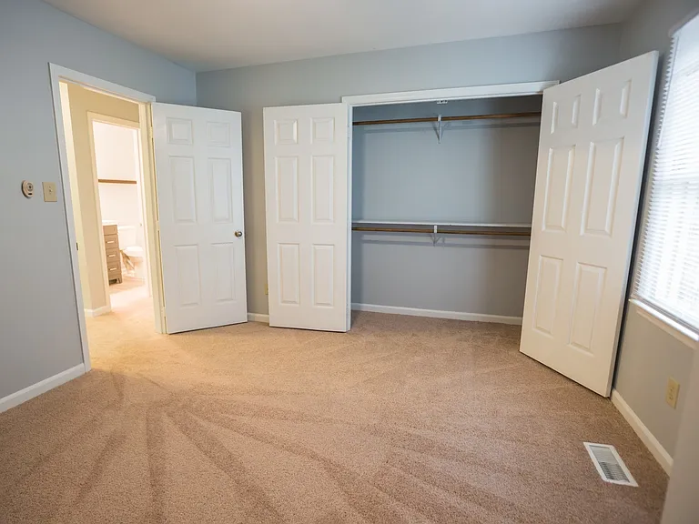 2202 Anthony Dr #B — Photo 10