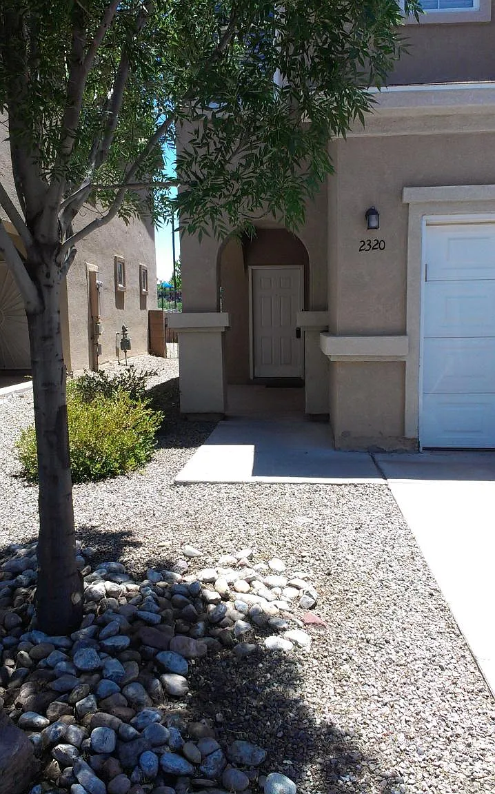 2320 Academic Place SE — Photo 2