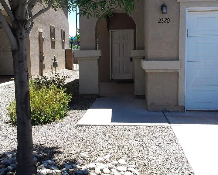 2320 Academic Pl SE — Photo 2