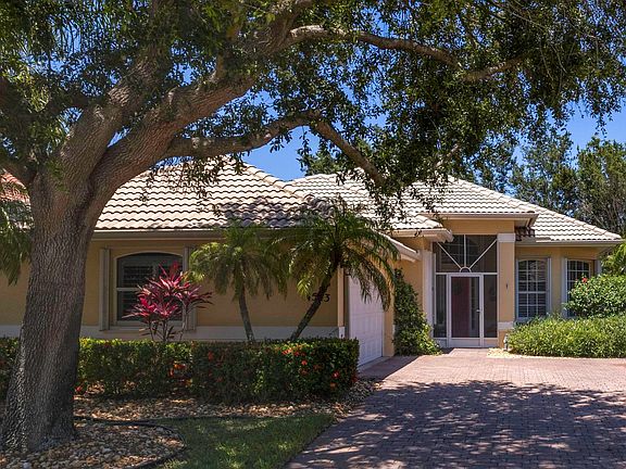 4th image of 4593 NW Red Maple Drive