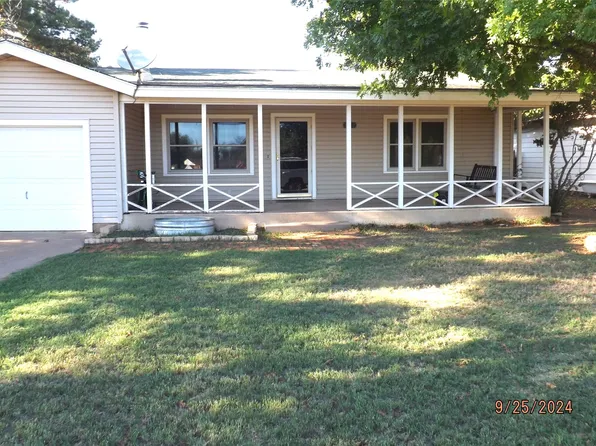 1012 NW 1st St, Hamlin, TX 79520