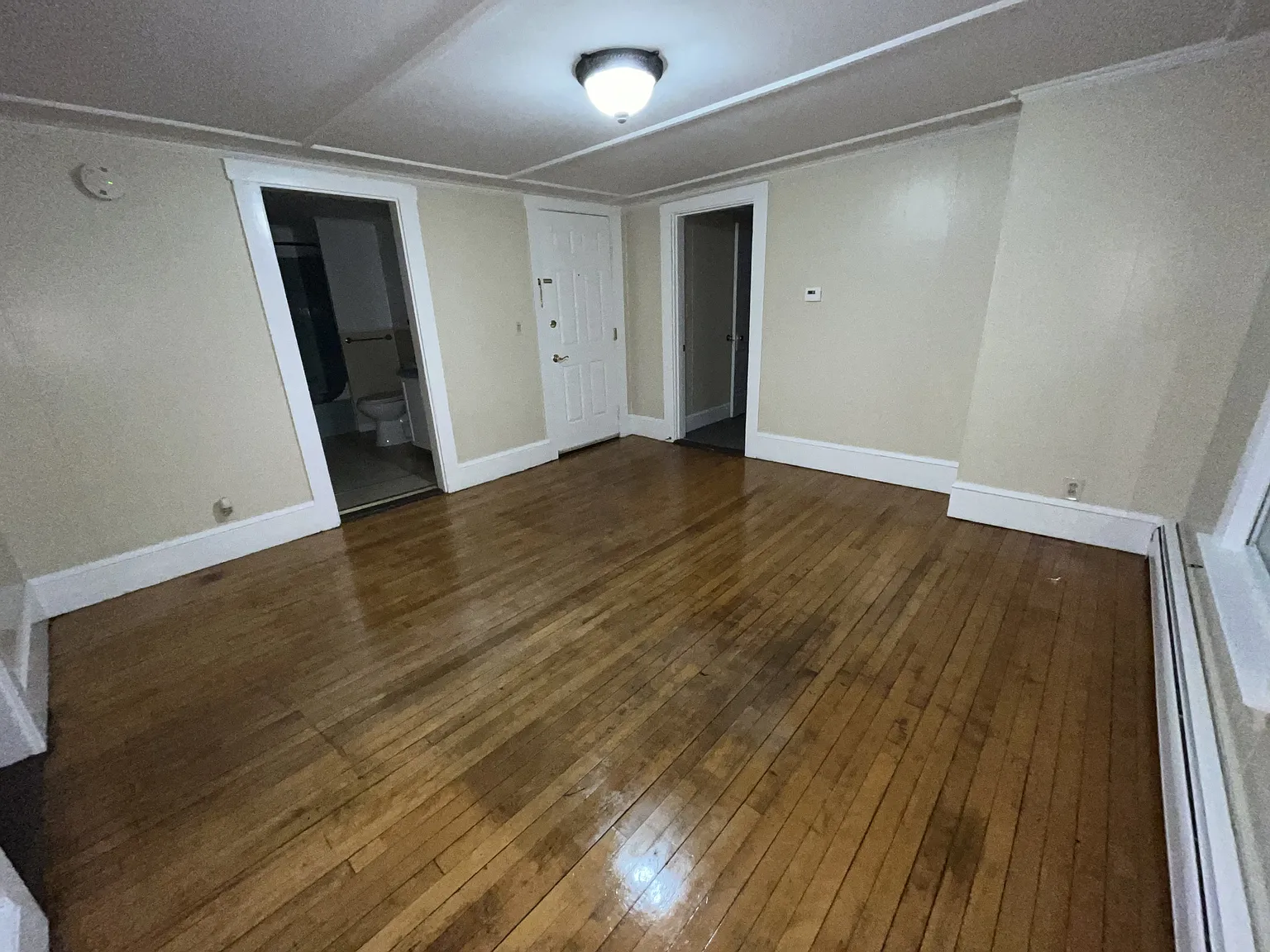 8 Toward Street - 3 — Photo 2