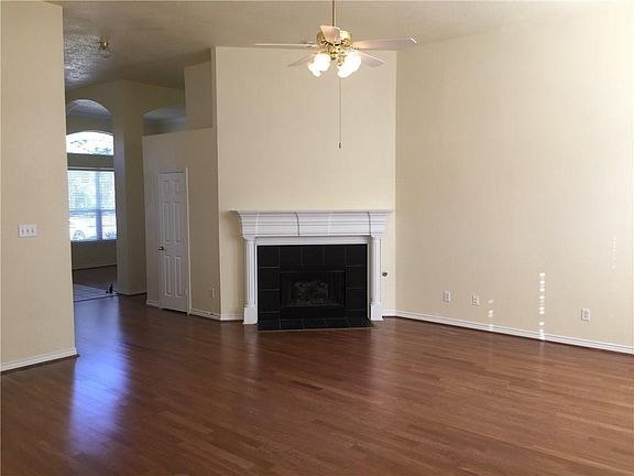 2nd image of 4316 Jenkins Dr
