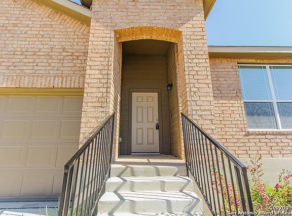 2nd image of 14903 Goldfinch Way