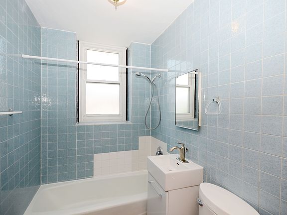 4th image of 1414 W Wilson Ave #2