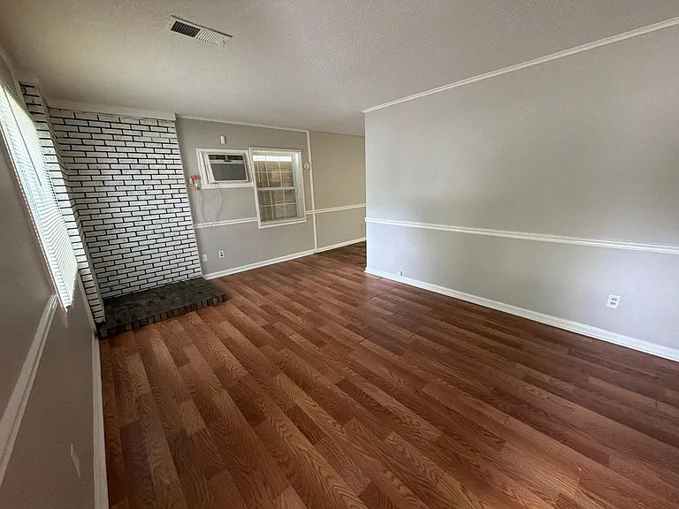 3781 Barron Ave — Photo 4