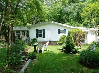 368 Haughton Williams Rd, Franklin, NC 28734