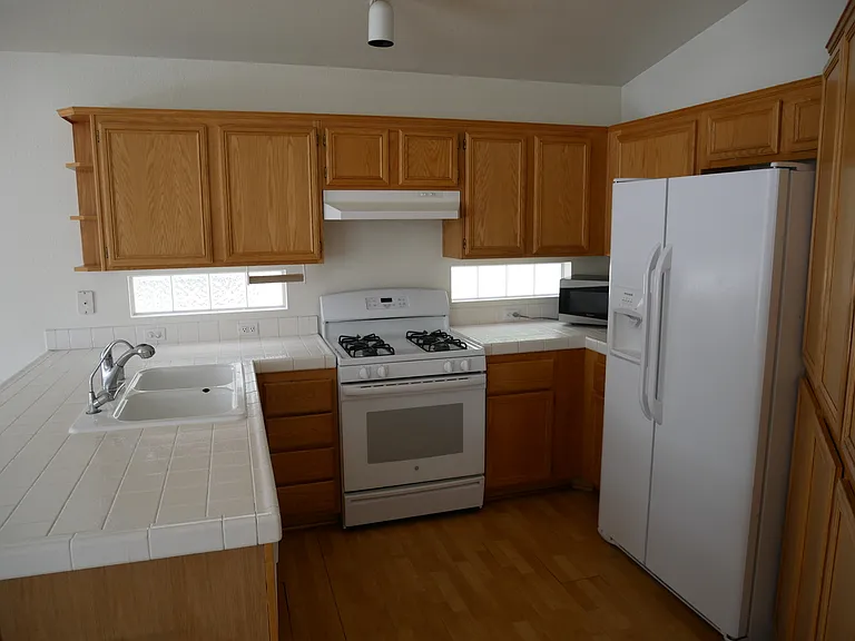1183 Evening Canyon Ave — Photo 7