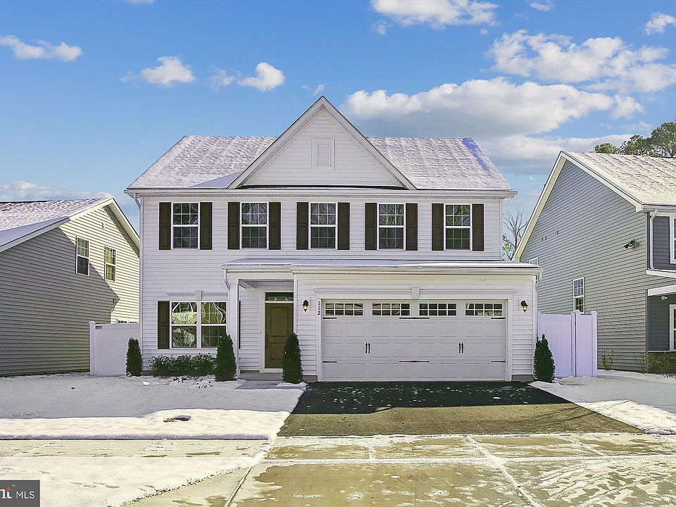 1st image of 112 Perrys Retreat Blvd