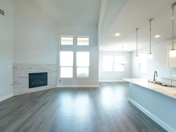 4th image of 3324 Wildwood Dr