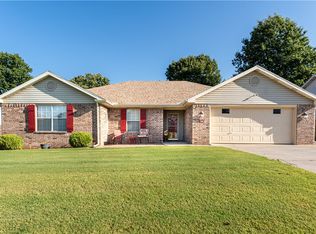 4304 Cody Ave, Springdale, AR 72762