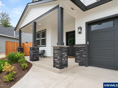 625 Parker Loop, Silverton, OR, 97381