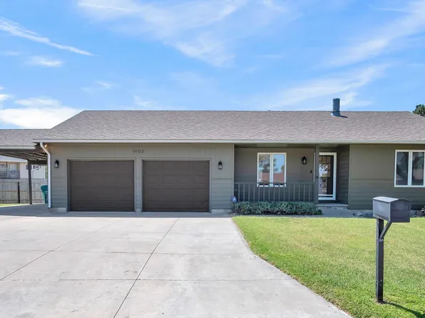 1403 Oakmont St, McPherson, KS 67460