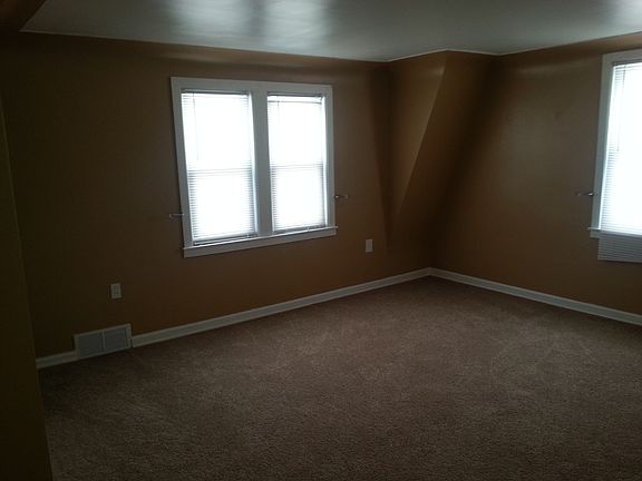 upper unit living room