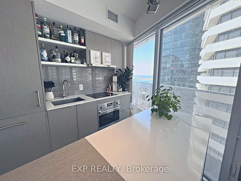 88 Harbour St #2302 — Photo 6