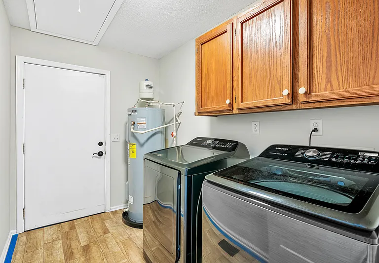 365 Bell Factory Rd — Photo 14