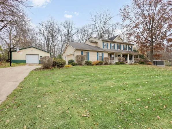 50830 Mayflower Rd, South Bend, IN 46628