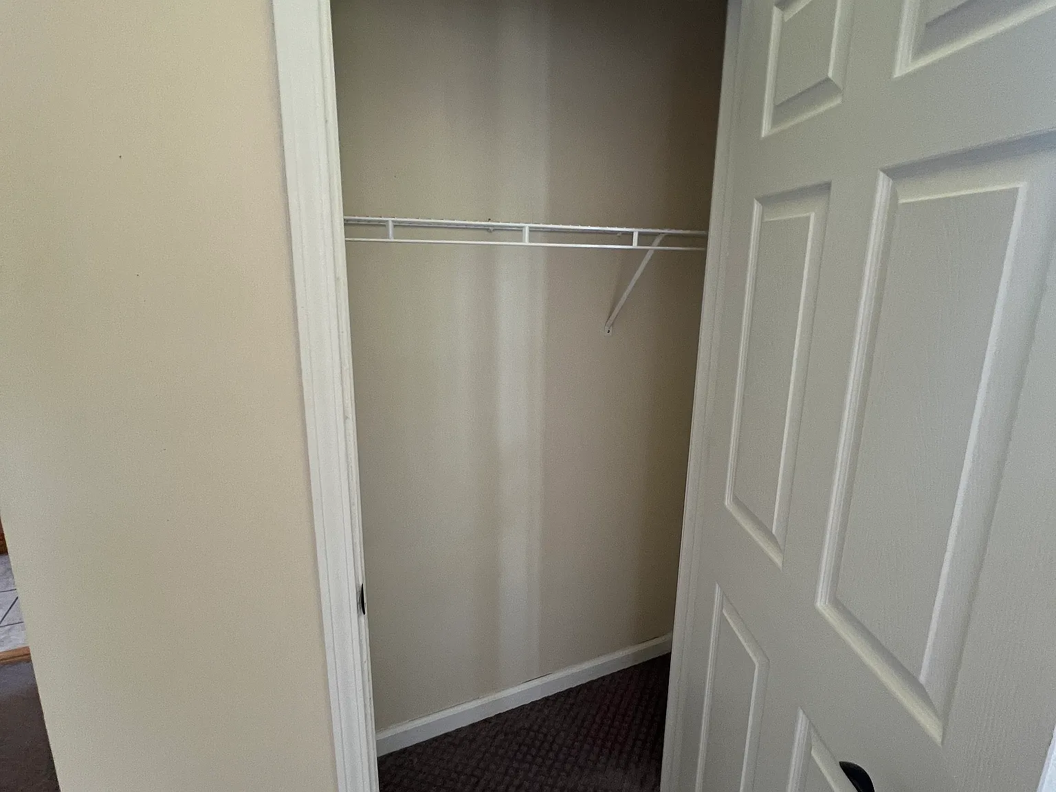 1 bed, $780 — Photo 2