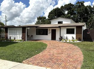 7221 Freedom St, Hollywood, FL 33024