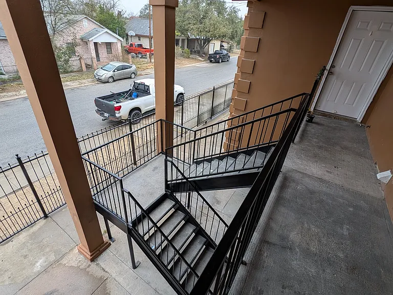 1003 Market St #4 — Photo 15