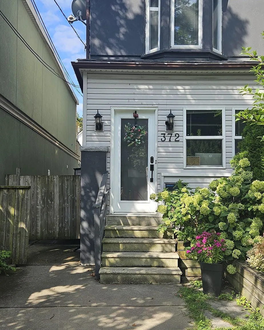 1 bed, $1,695 — Photo 1