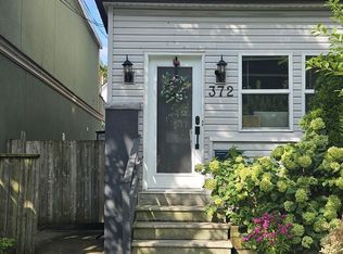 372 Rhodes Ave, Toronto, ON M4L3A5