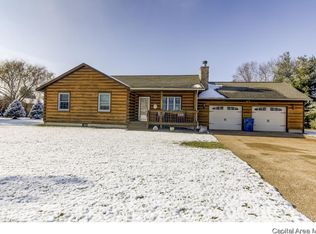 304 S East St, Loami, IL 62661