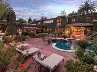 430 Amapola Ln, Los Angeles, CA 90077