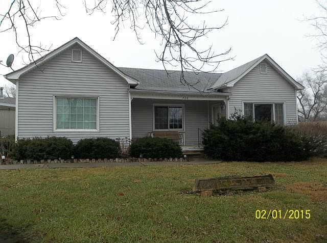 1st image of 720 Pleasant St