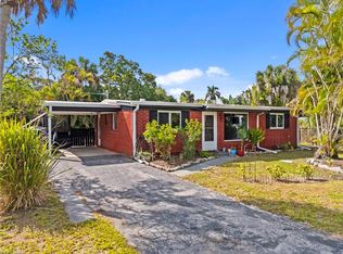 1363 Barbizon Ln, Naples, FL 34104