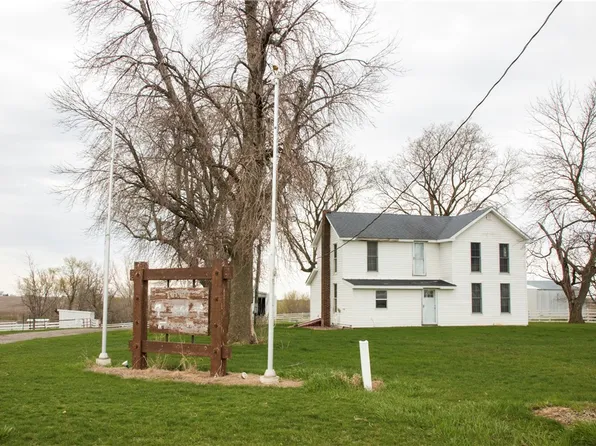8125 S 88th Ave W, Prairie City, IA 50228
