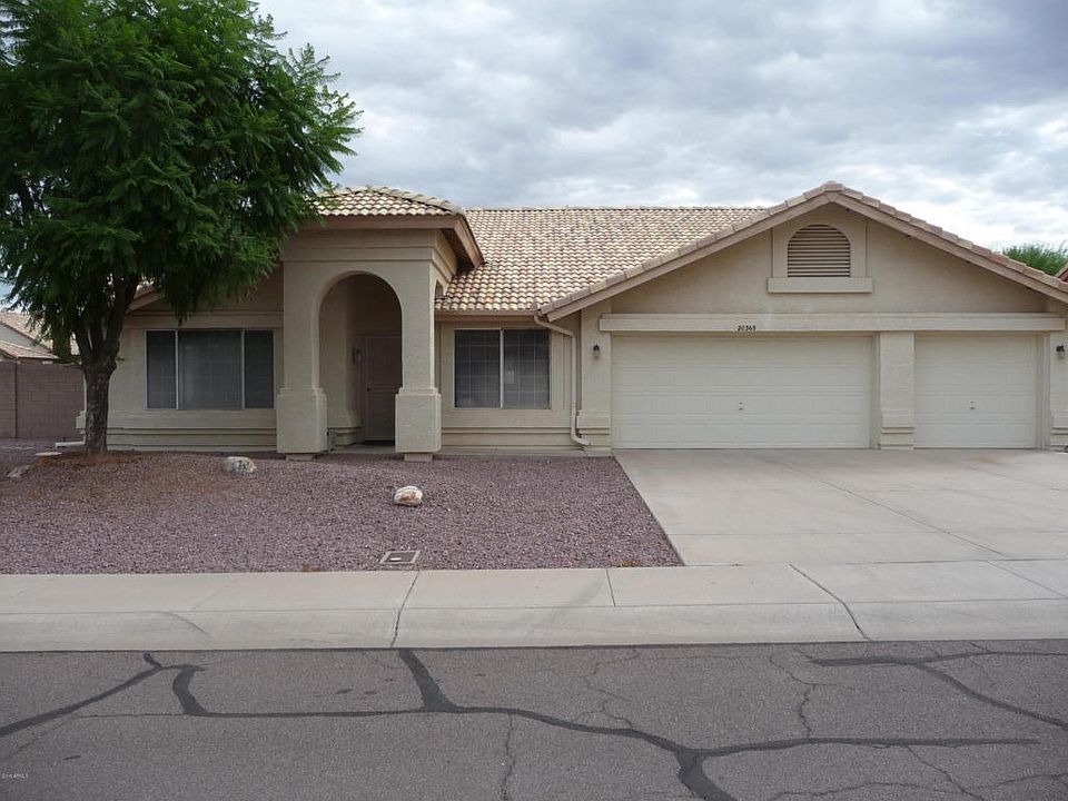1st image of 20365 N 109th Ave
