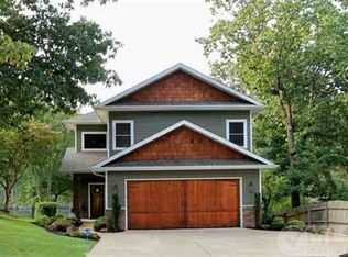 220 Edgewater Cir, Hot Springs, AR 71913