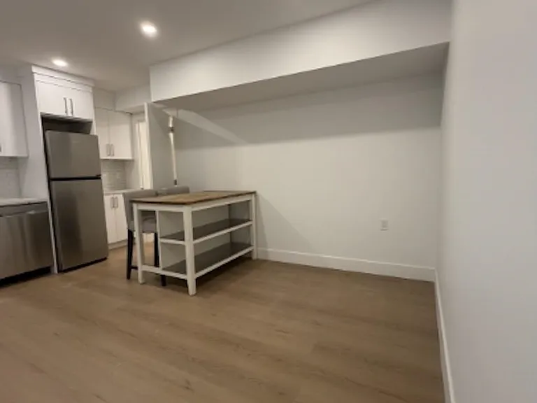 1631 Emerson Ct — Photo 9
