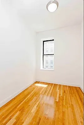 Rented by Compass | media 22