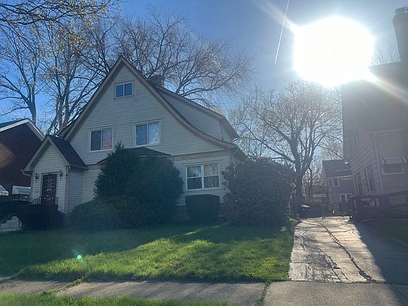 3rd image of 531 Sunset View Dr