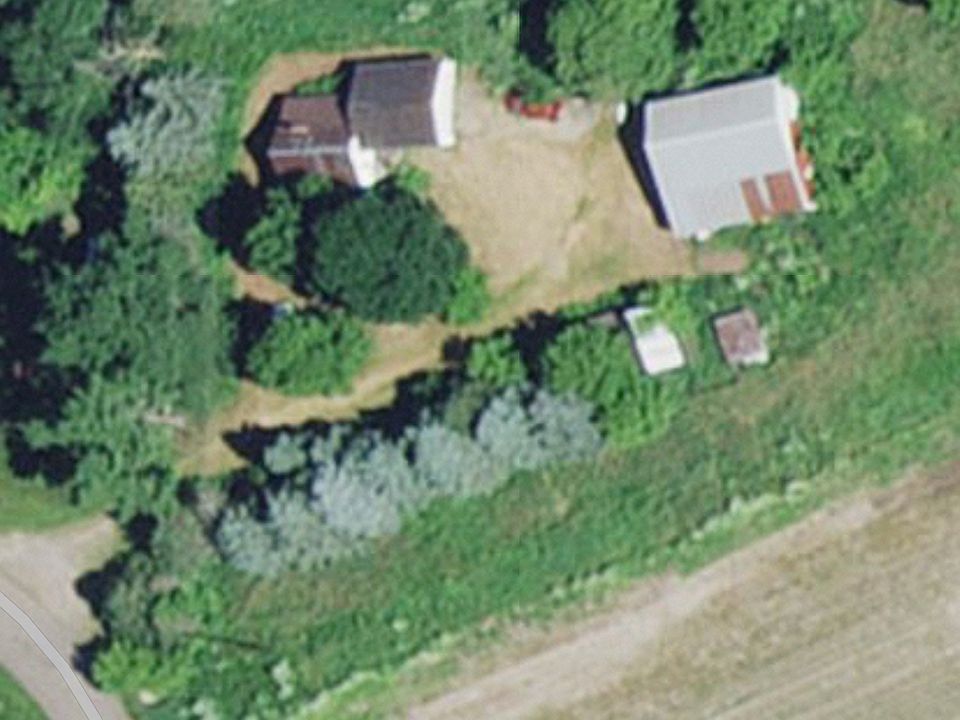 2nd image of W16720 Timber Creek Ln