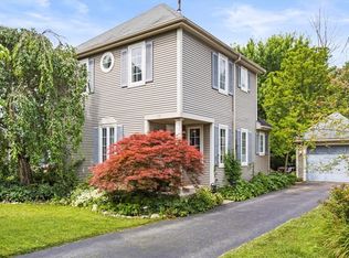 75 Schilling Ln, Rochester, NY 14618