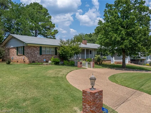 481 W 9th St, Booneville, AR 72927
