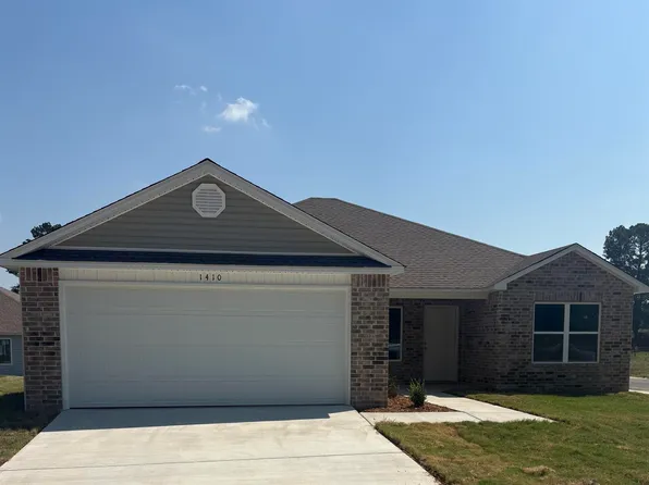 1410 Manor Oaks Blvd, Searcy, AR 72143