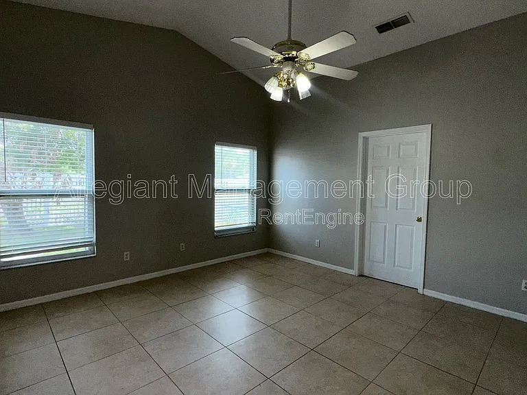 2429 Sapier Ct — Photo 12