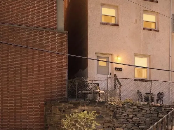 132 E 3rd Ave, Conshohocken, PA 19428